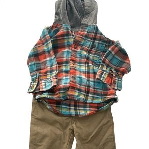 CARTERS 6 Months Boy Outfit